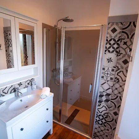 La Goutte D'or Bed & Breakfast