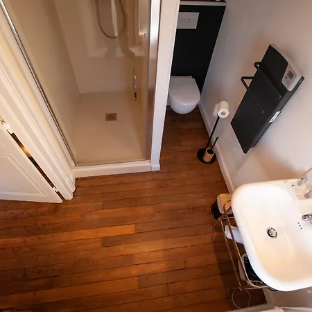 Bed & Breakfast La Goutte D'or 4*