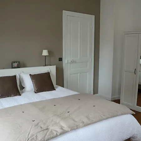 La Goutte D'or Bed and breakfast 4*